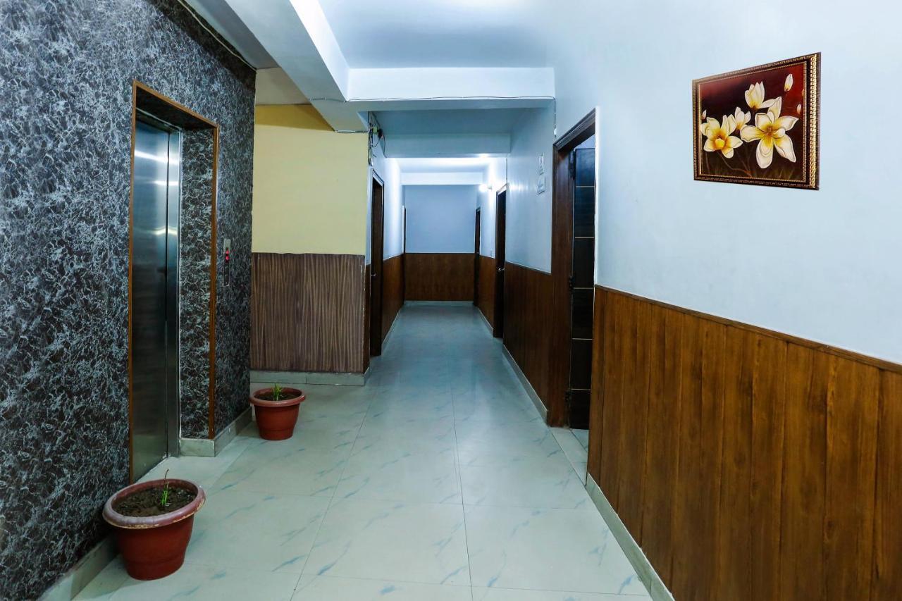 Airport Hotel Runway Нью-Дели Экстерьер фото